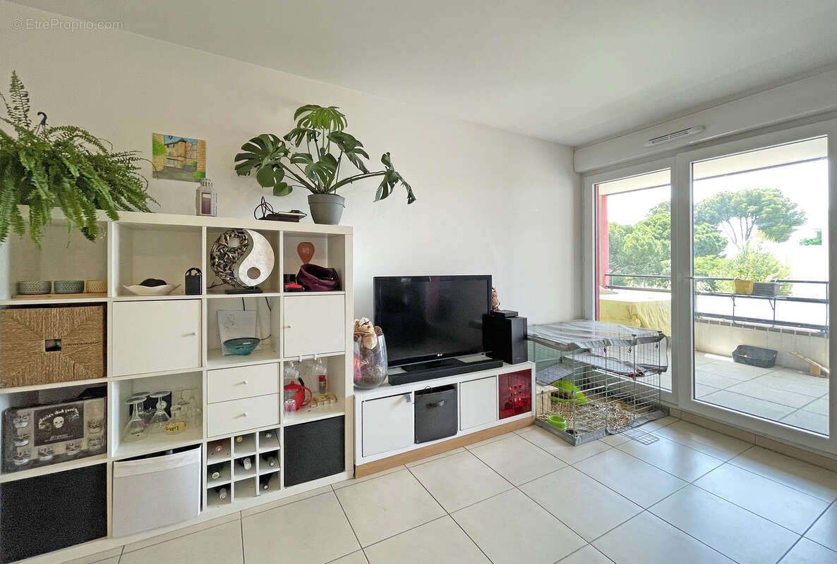 Appartement à SAINT-JEAN-DE-VEDAS