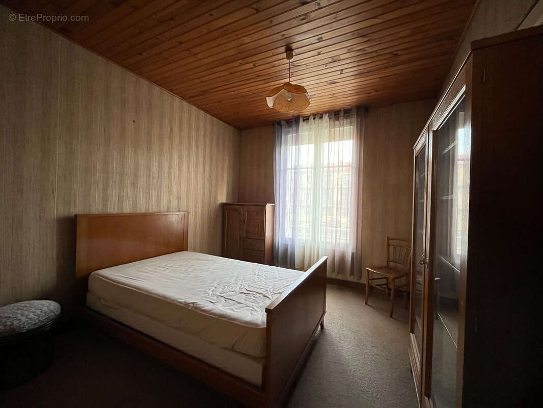 A VendreImmeuble de rapport 330 m2   Maison + T5 + Local professionnel   Fort potentiel ! - photo 35
