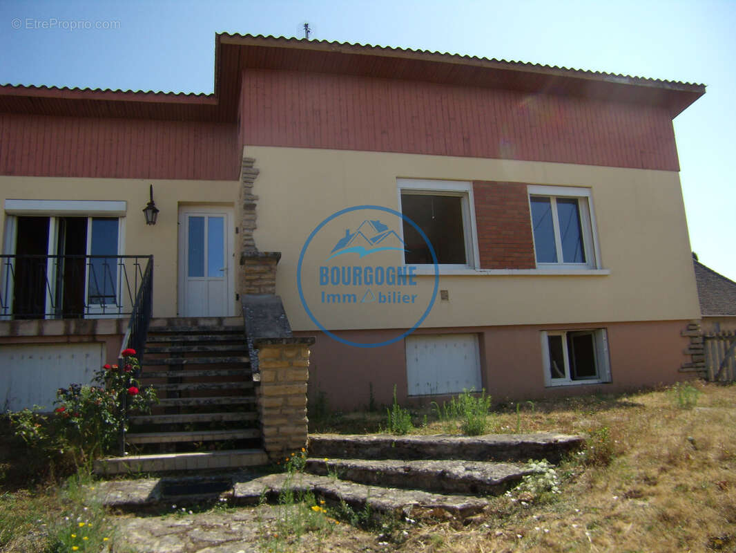 Varennes le Grand - photo 2