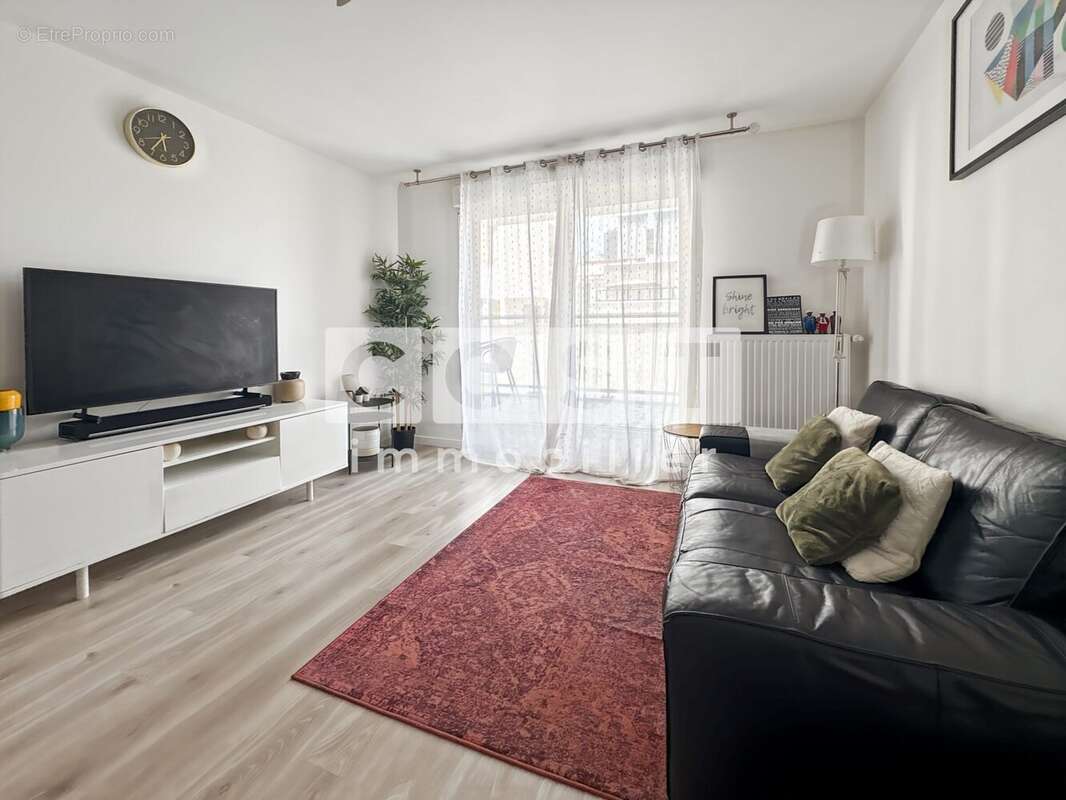 Appartement à BOIS-COLOMBES
