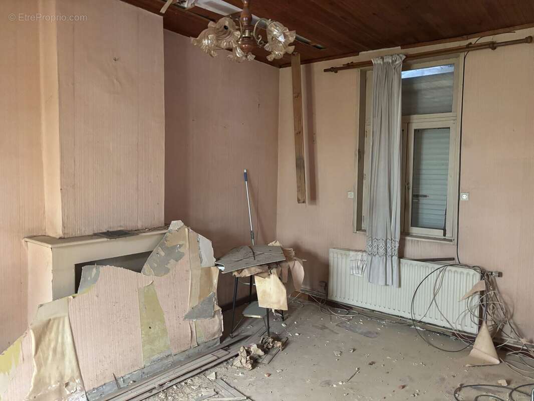 Maison 200 m² à Solesmes  - photo 4
