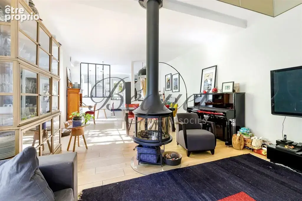 Paris 14e (75014), quartier Alésia — Maison familiale de 170 /207 m² avec terrasse, studio indépendant et stationnement - photo 2