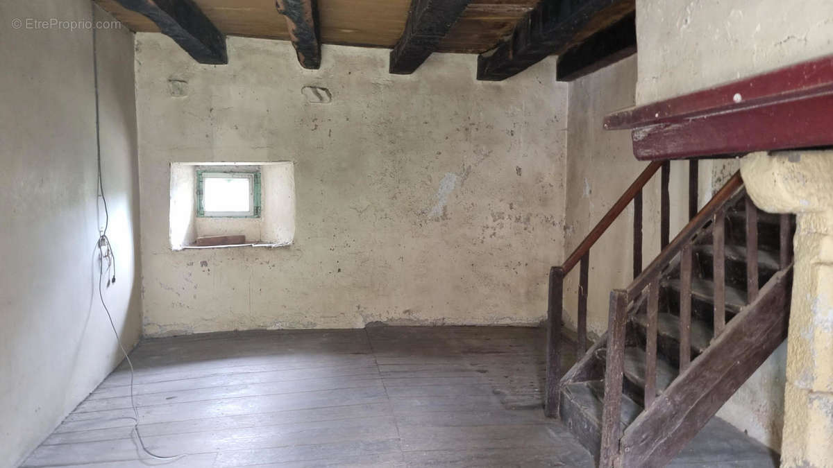 20240905_142912 - Maison à BUSSEROLLES