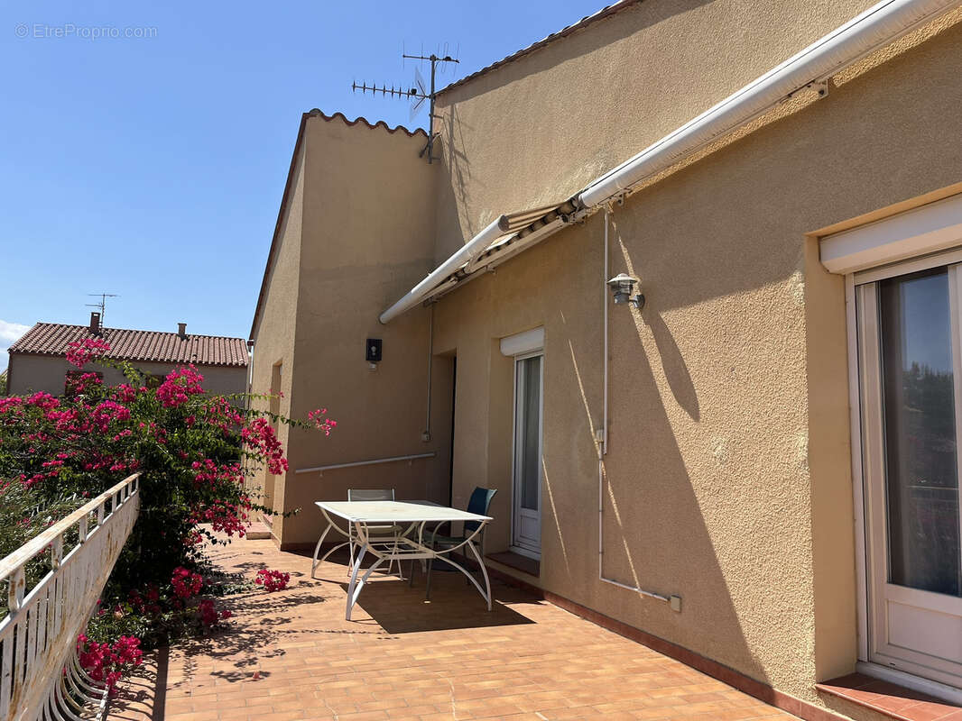 CABESTANY   Rare sur le marché : Villa 3 faces 110 m2 de plain-pied avec garage en sous-sol de 87 m2 - photo 3