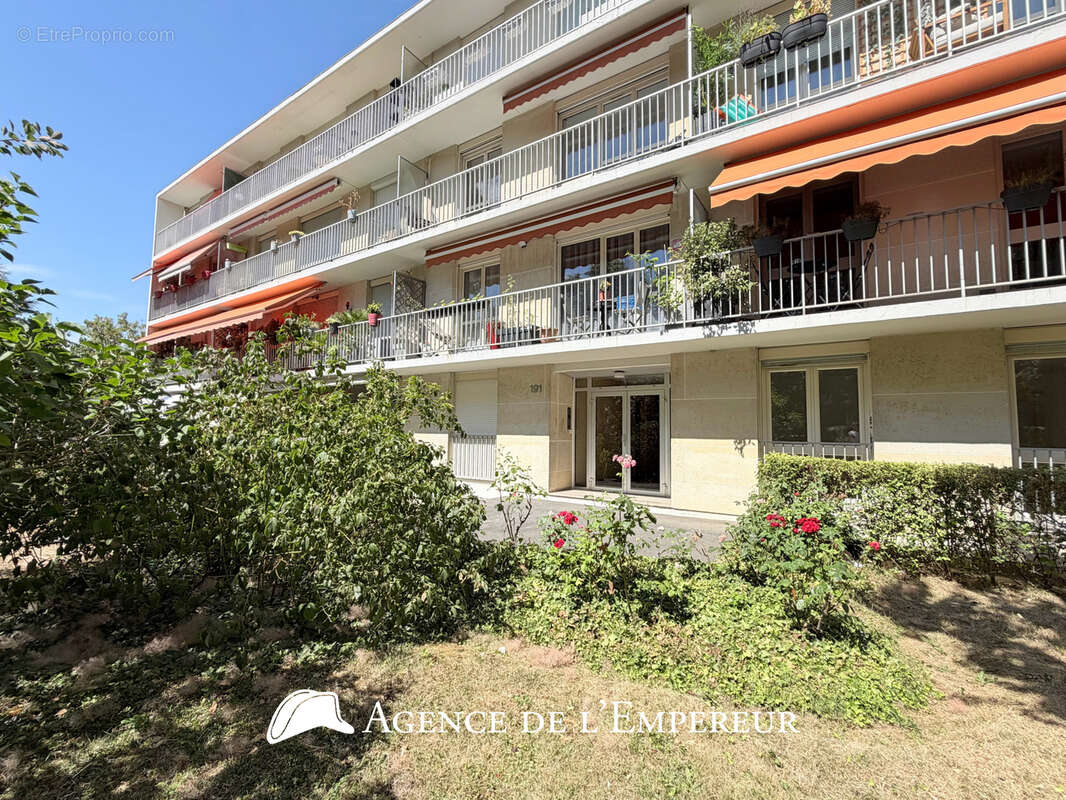 Appartement traversant 5 pièces - Rueil Buzenval - photo 16