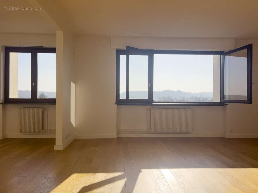 Appartement à VERSAILLES