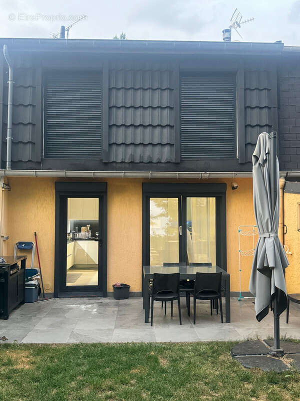 A Louvres, superbe maison de 5 pièces avec jardin - photo 12