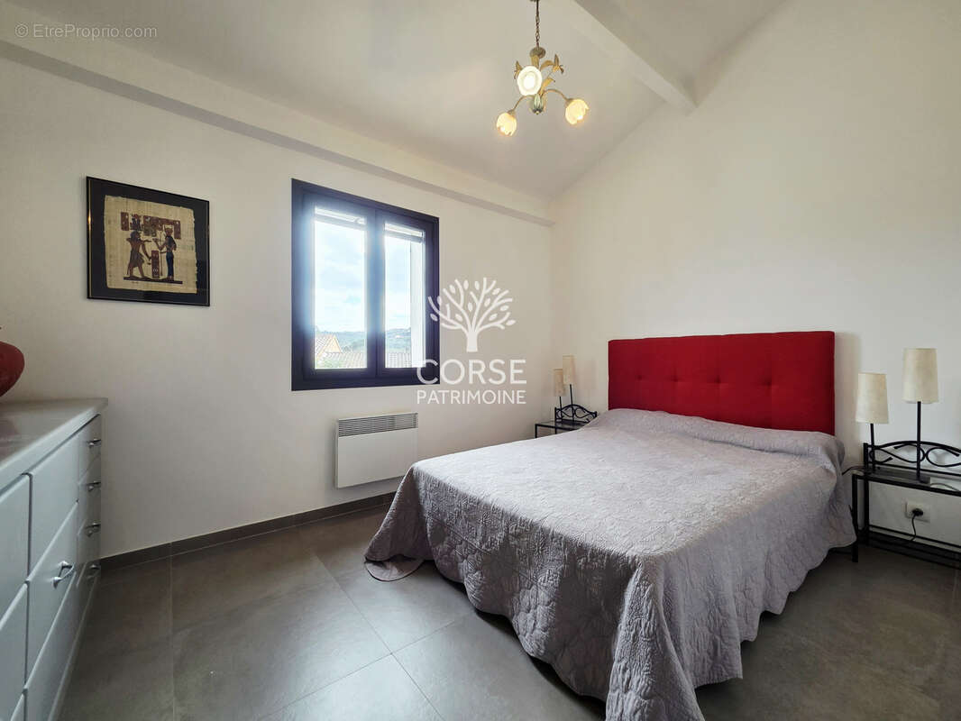 Maison à PORTO-VECCHIO