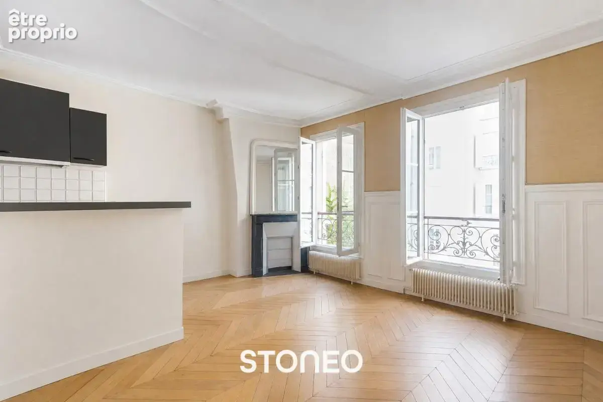 Appartement à PARIS-17E