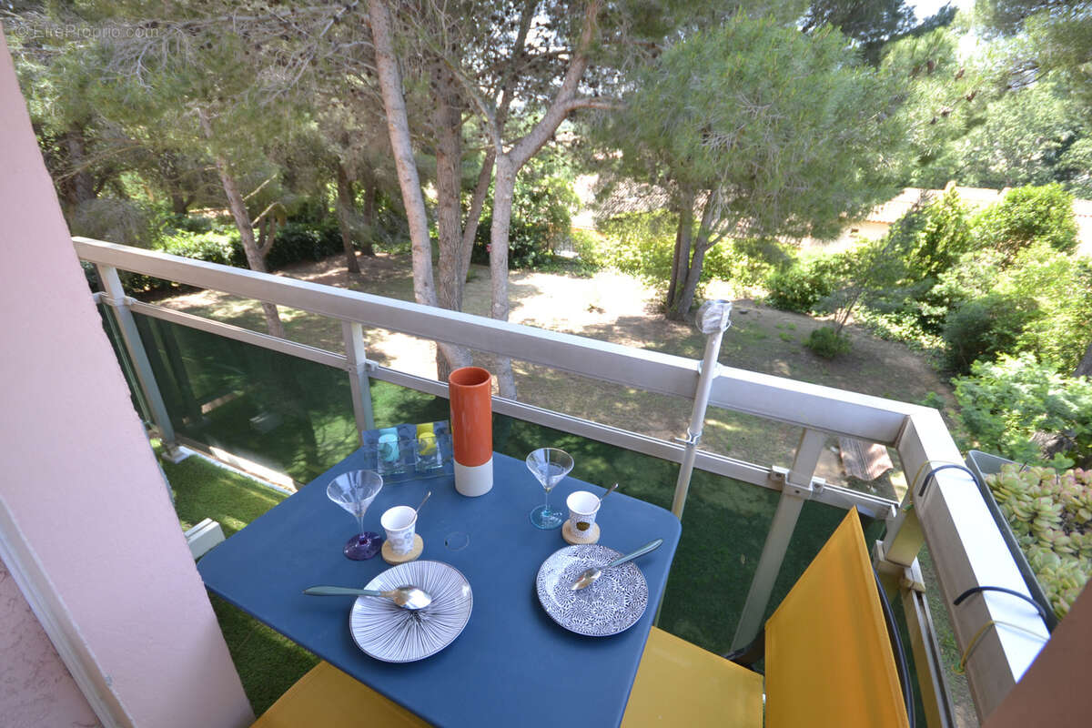 Appartement à BORMES-LES-MIMOSAS