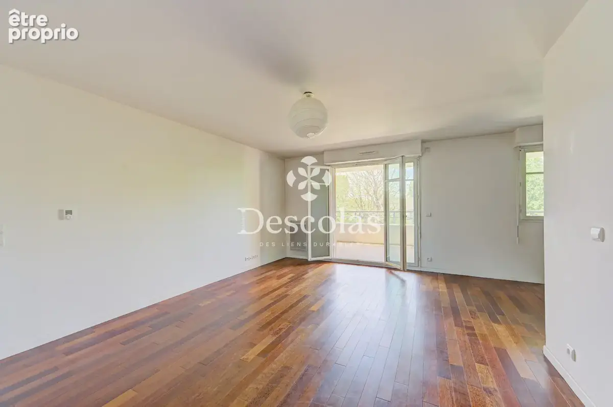 SAINT-GERMAIN-EN-LAYE - Appartement avec terrasse 4 pièces - photo 4