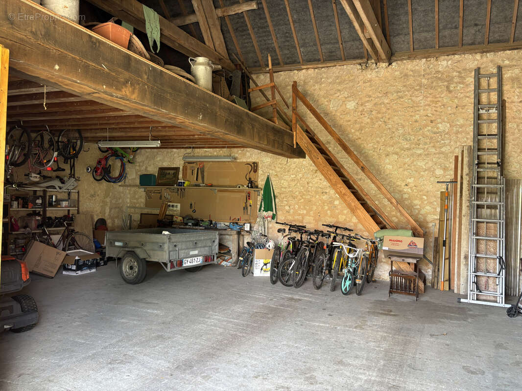 Maison à LE PIN-LA-GARENNE