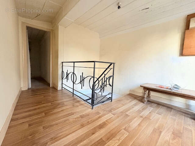 Maison à TESSY-SUR-VIRE