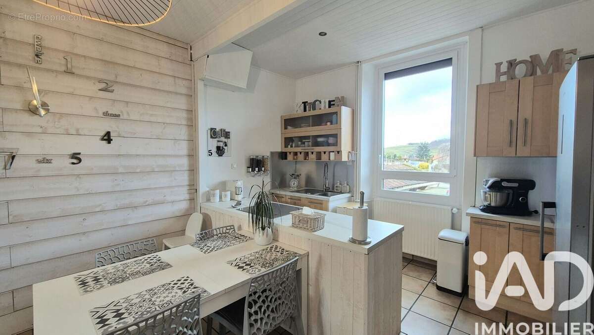 Photo 7 - Maison à ROCHE-LA-MOLIERE