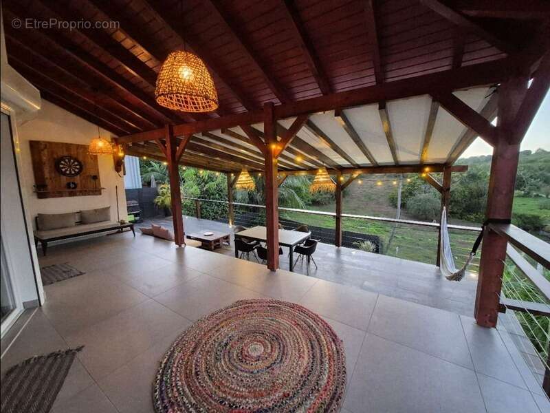 Maison à SAINTE-ANNE