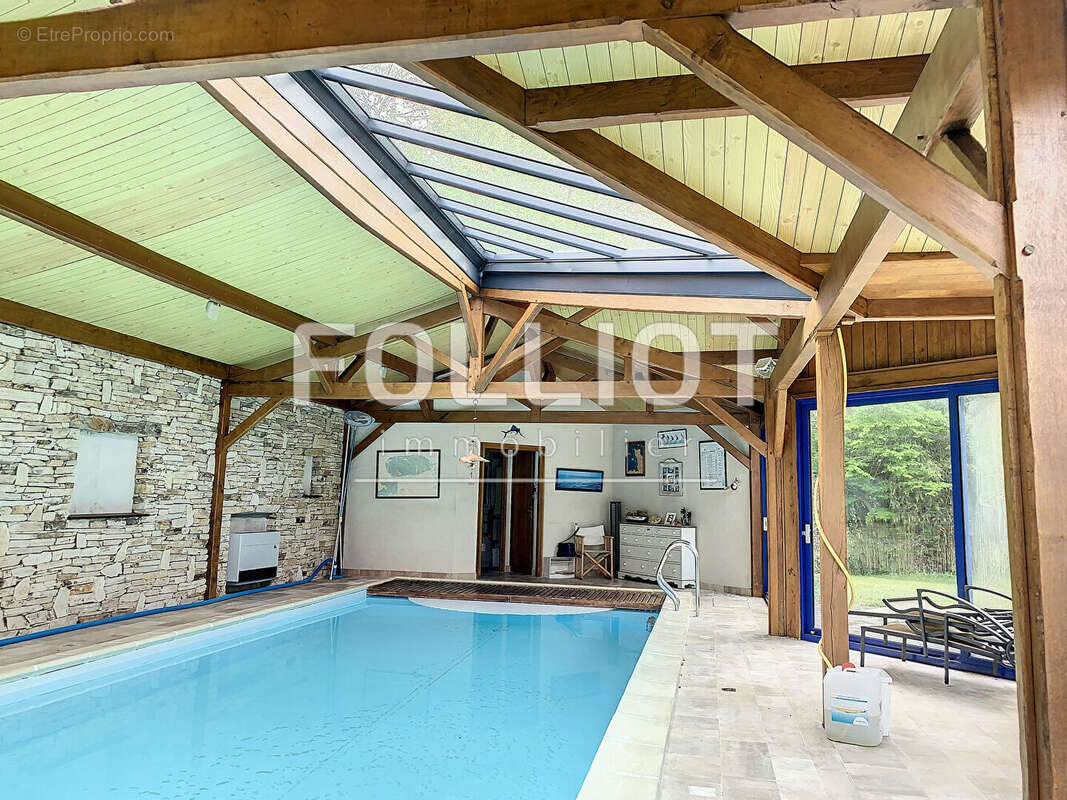 Maison à JULLOUVILLE