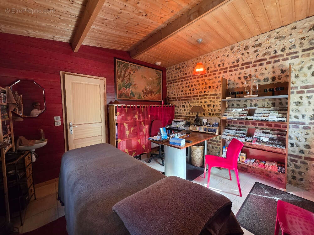 Propriété à vendre - Proche Étretat - 293 m² - 4 à 6 chambres - 1,4 hectare - Dépendance - photo 8