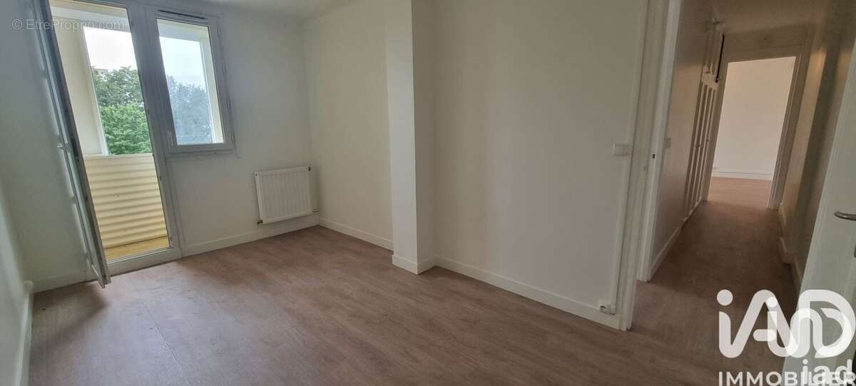 Photo 8 - Appartement à VILLIERS-LE-BEL