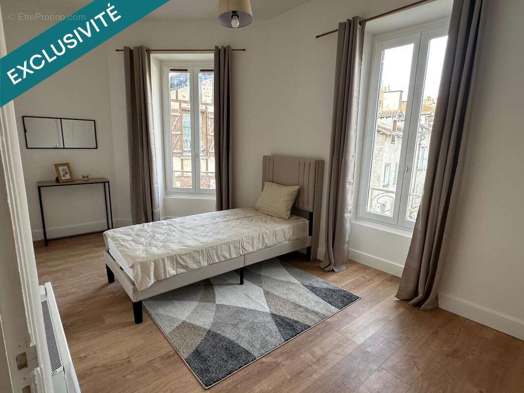Photo 6 - Appartement à VILLEFRANCHE-DE-ROUERGUE