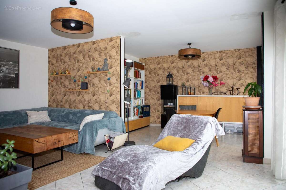 Photo 2 - Appartement à MANTES-LA-VILLE