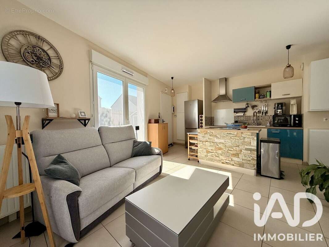 Appartement 64 m² à Villecresnes  - photo 2