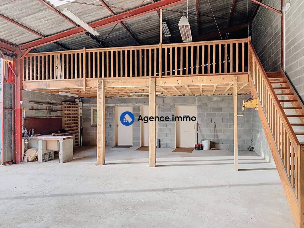 Commerce à SAINT-PATERNE-RACAN