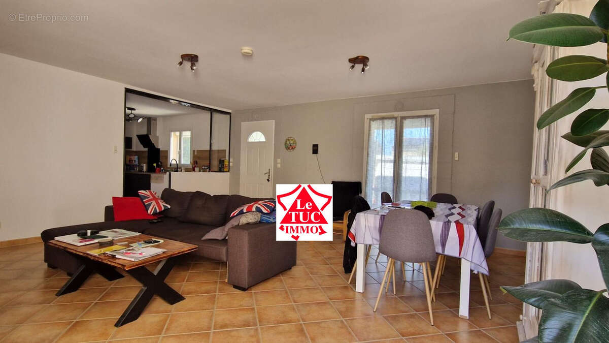 84840 lapalud villa plain pied 921 m2 de terrain - photo 2