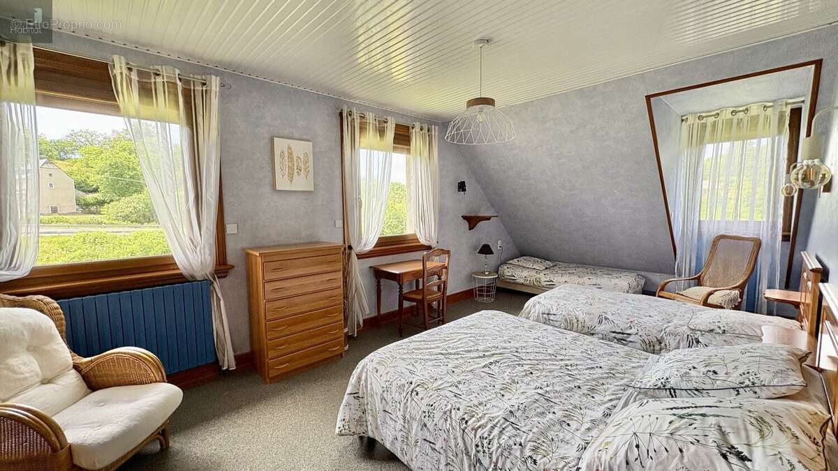 Maison à usage de chambres d'hôtes - photo 17