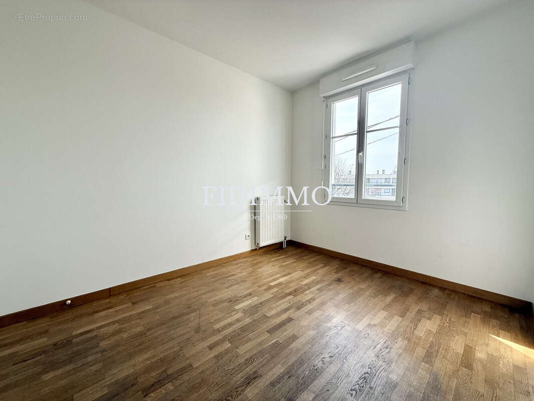 Appartement à CHENNEVIERES-SUR-MARNE