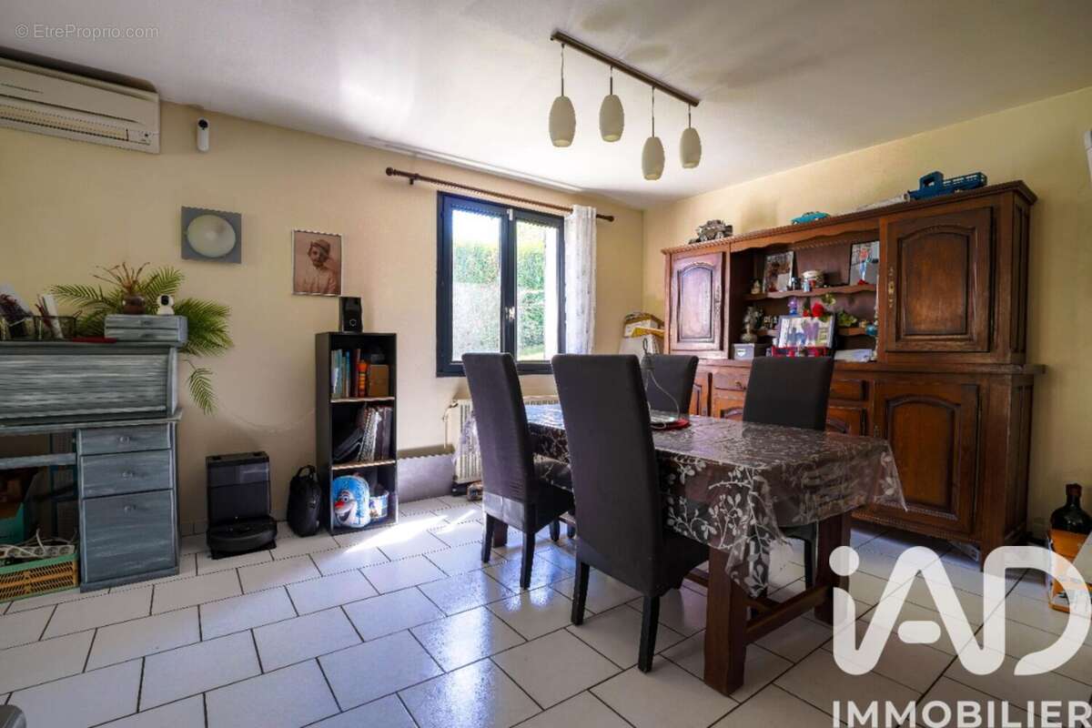Photo 4 - Maison à FARGUES-SAINT-HILAIRE