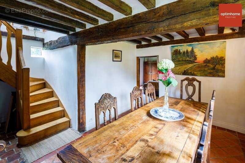 Maison à AJOU