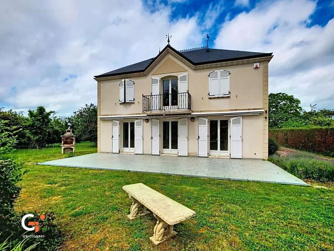 Maison à CAUDEBEC-LES-ELBEUF