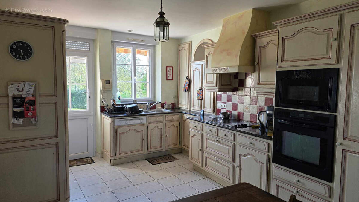 Maison à BESSE-SUR-BRAYE