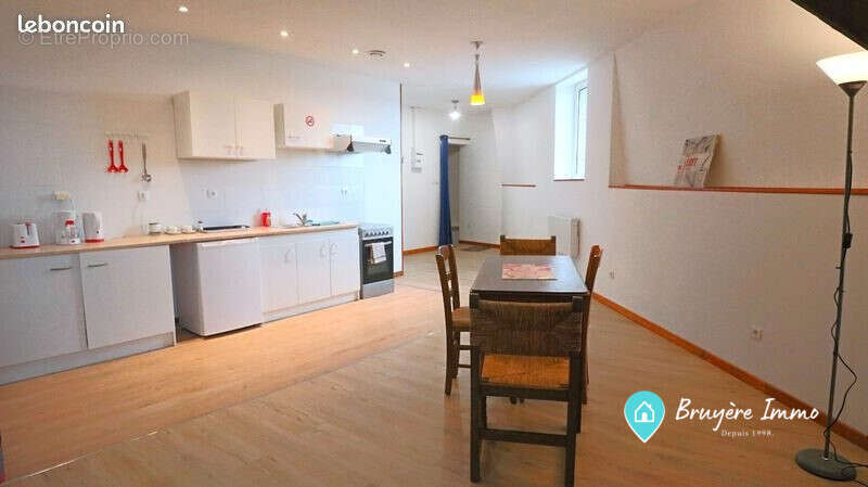 Appartement à FOURMIES