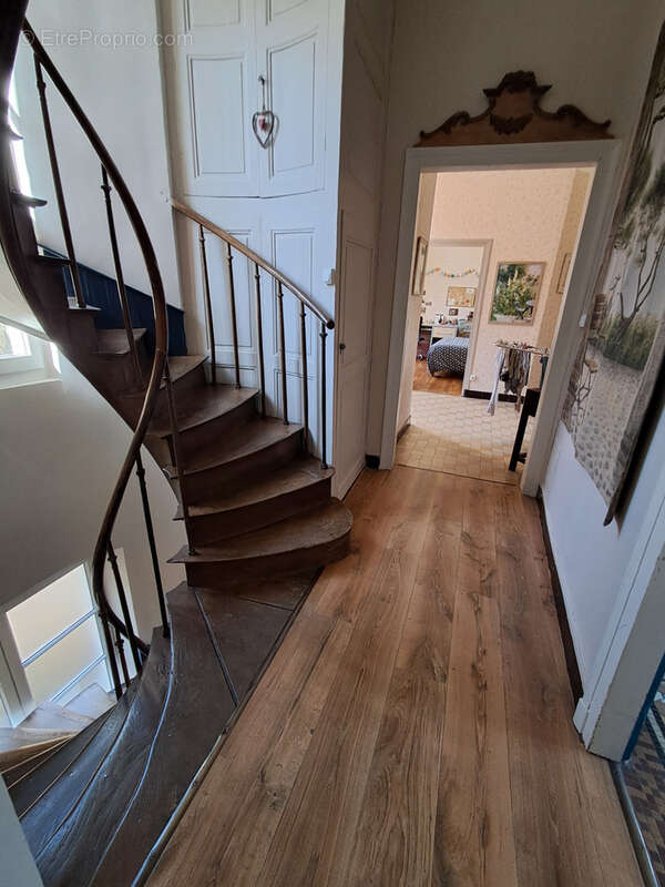 Maison à CHATEAU-GONTIER