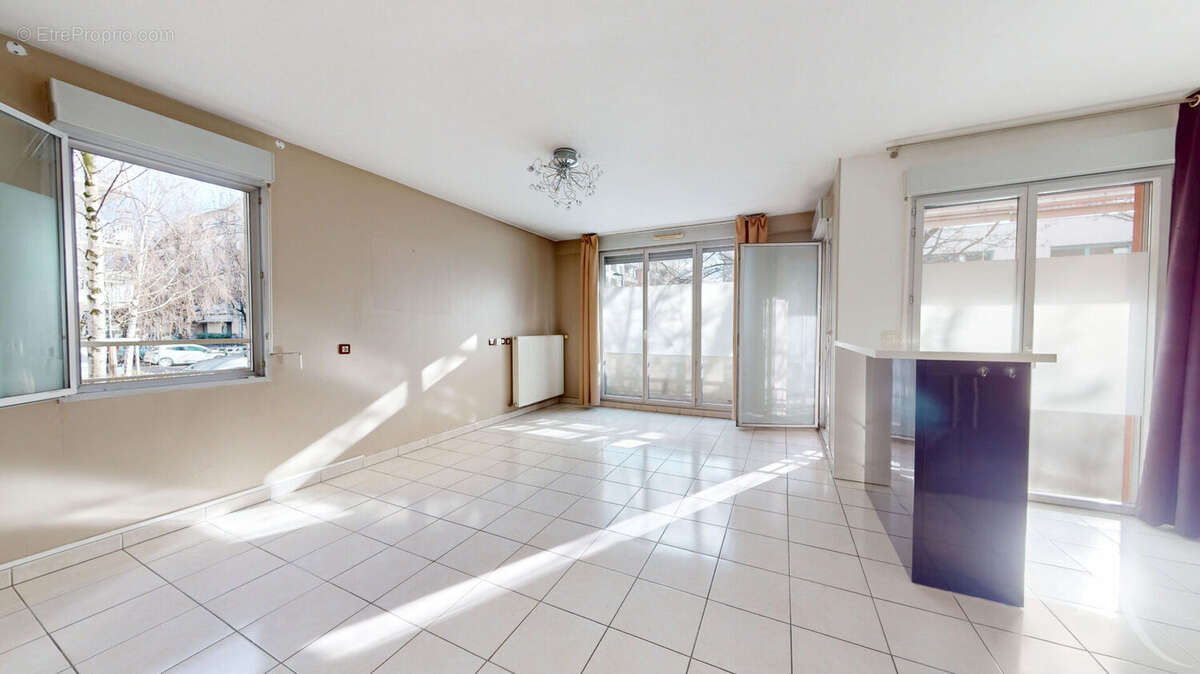 Appartement Grenoble 2 pièce(s) 50 m2 - photo 2