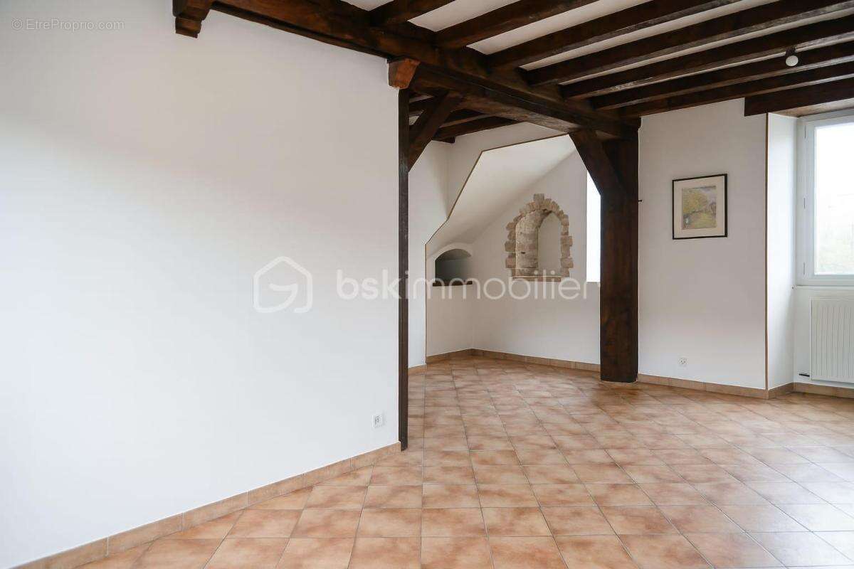 Maison à PRECY-LE-SEC