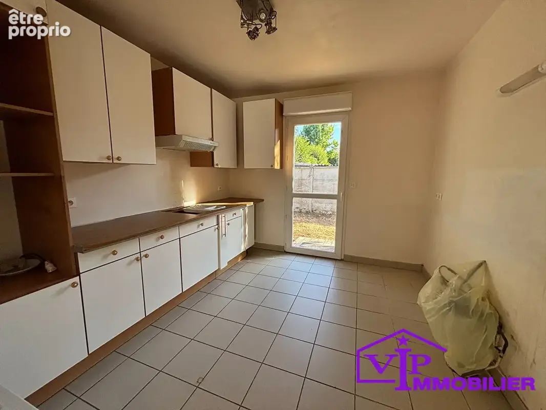 Maison Franqueville Saint Pierre 5 pièce(s) 100 m2 - photo 3