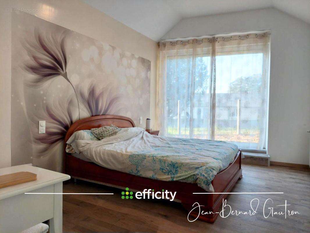 Maison à POMMERIT-LE-VICOMTE