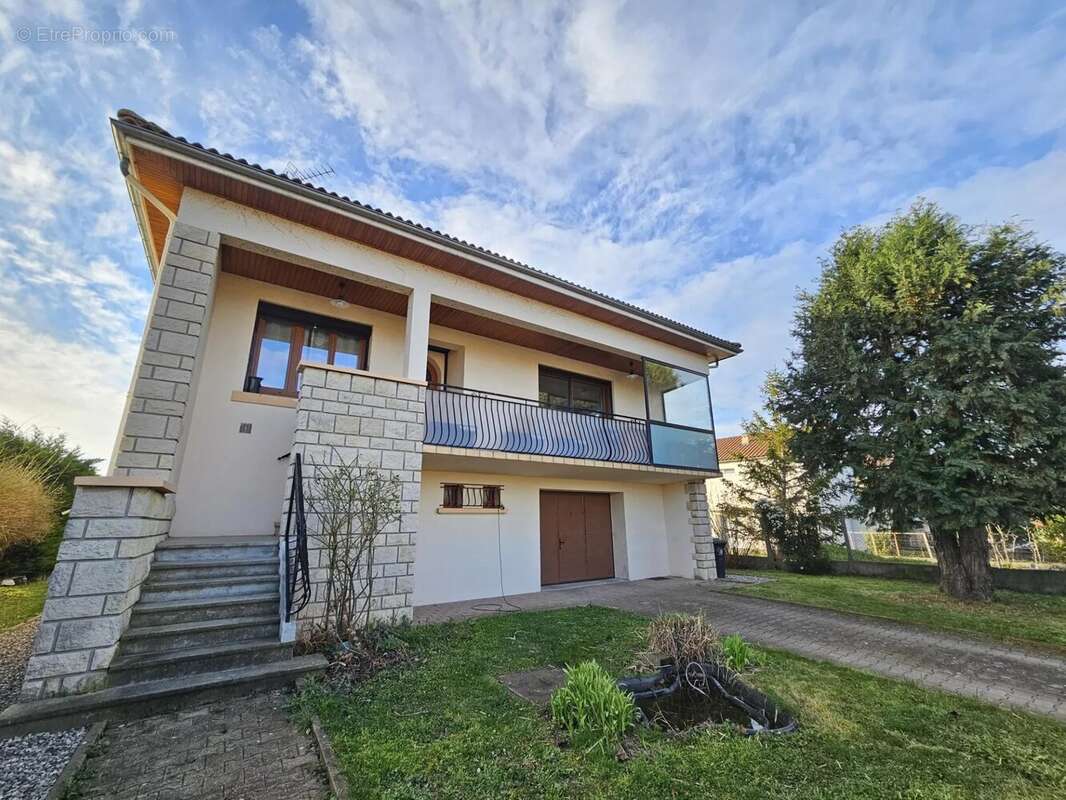Maison à ORCET