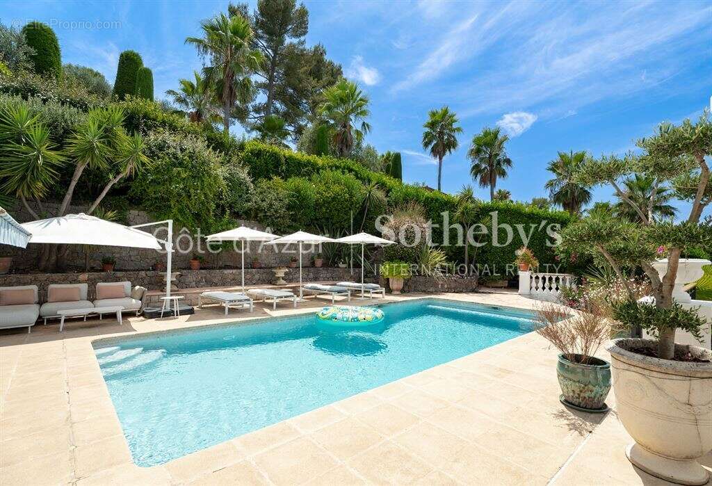 Maison à MOUGINS