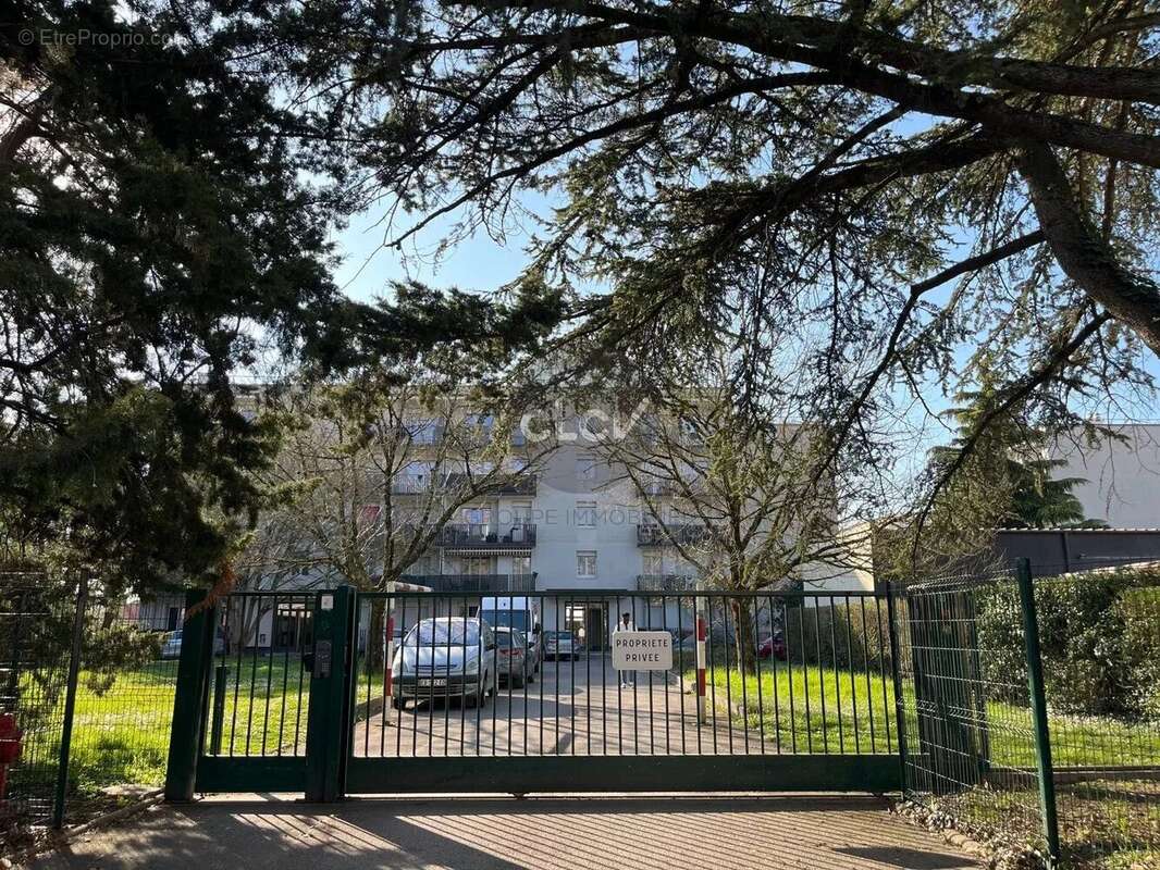 Appartement à VAULX-EN-VELIN