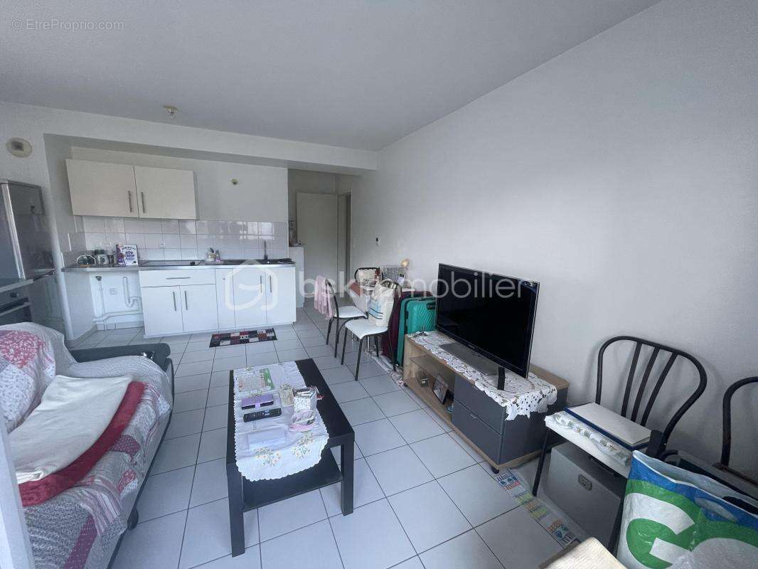 Appartement à MAINVILLIERS
