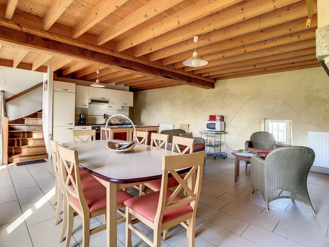 Maison à AGON-COUTAINVILLE