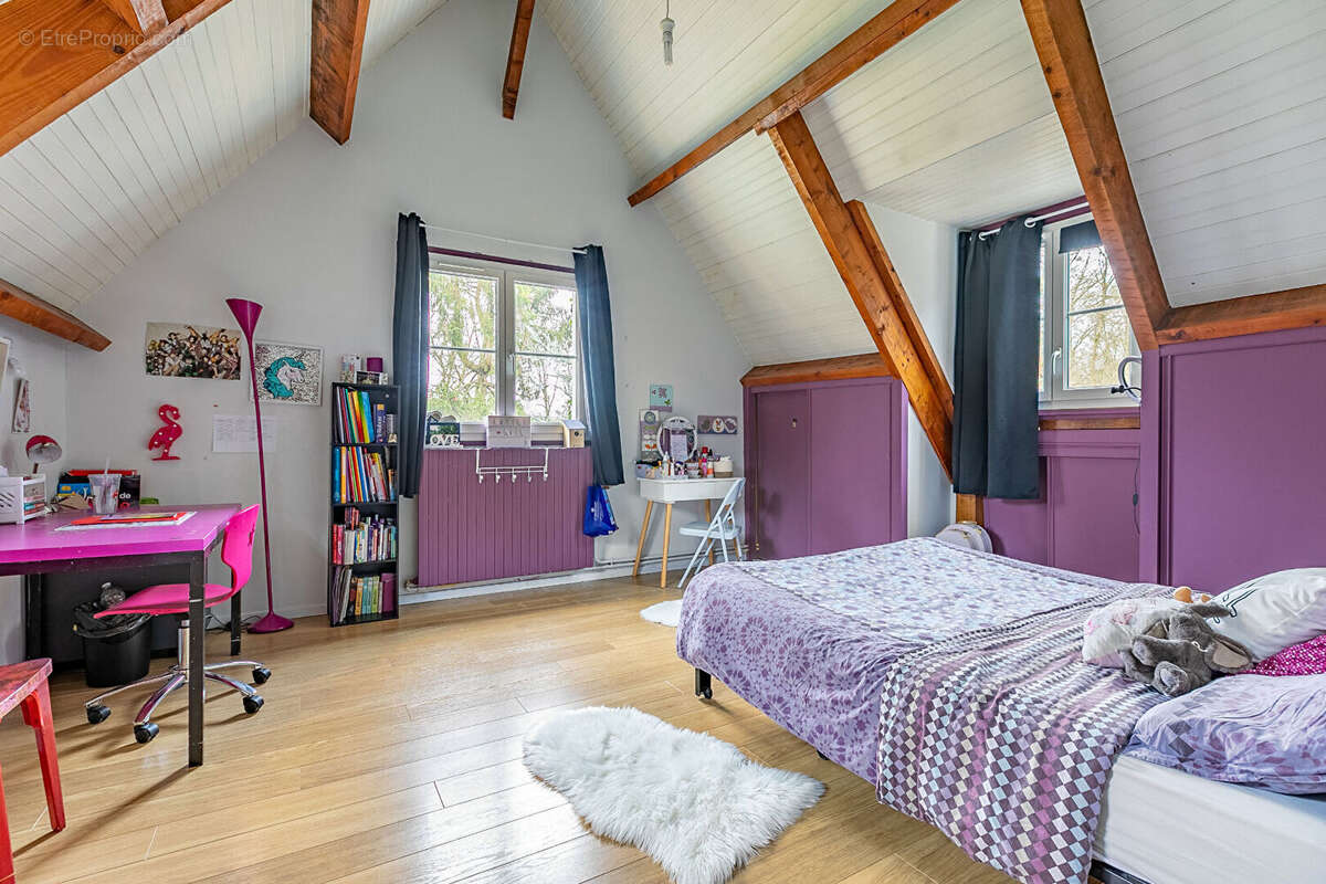 Maison à AUMONT-EN-HALATTE