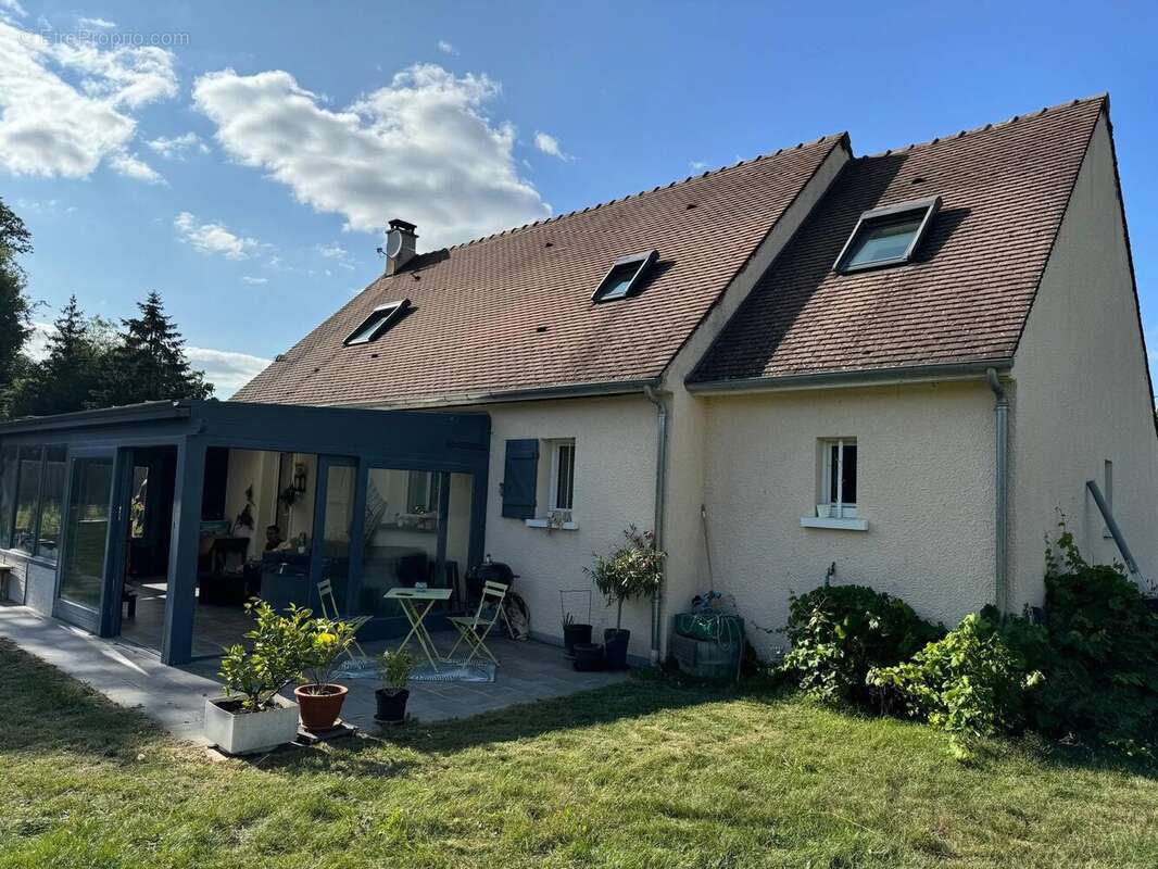 Tres belle maison à coté de Montfort -l'Amaury - photo 11