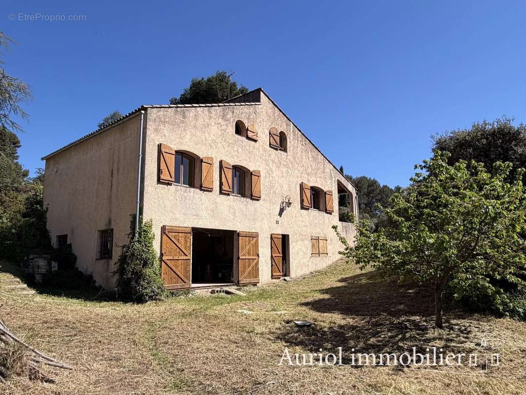 Maison à MARSEILLE-11E