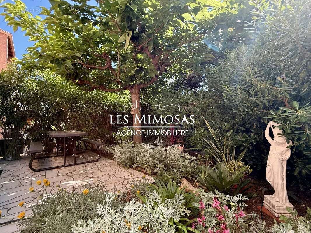 Maison à FREJUS