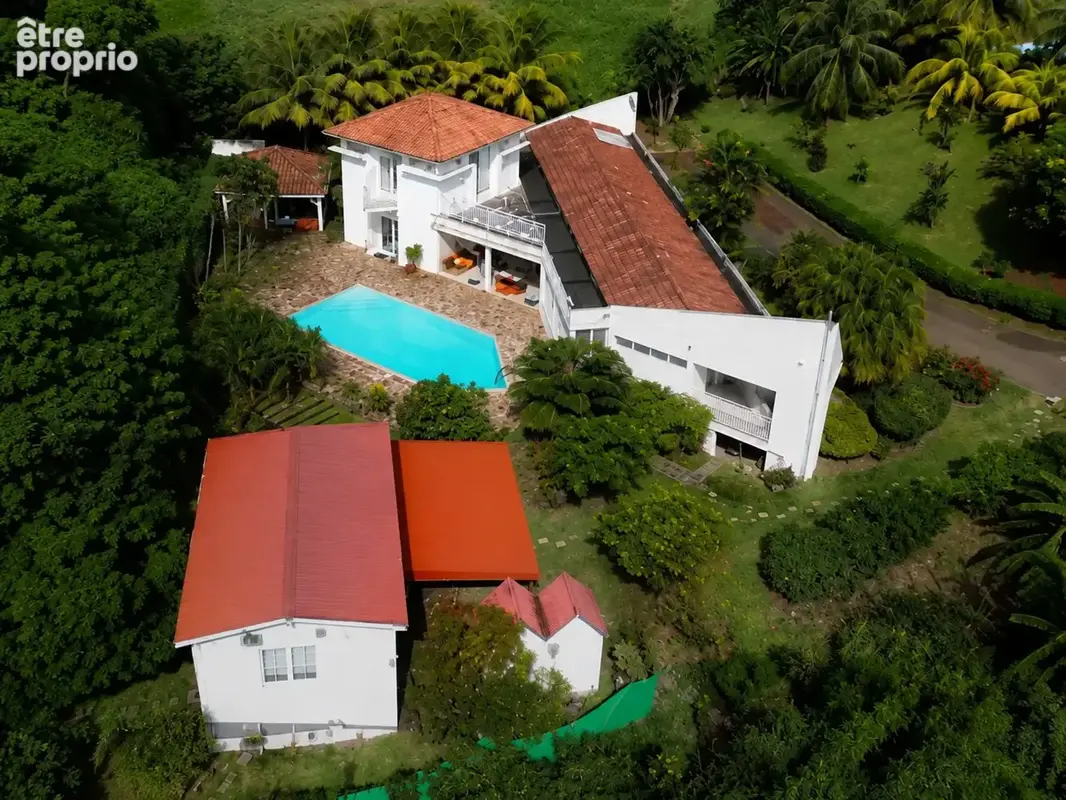 Maison à FORT-DE-FRANCE