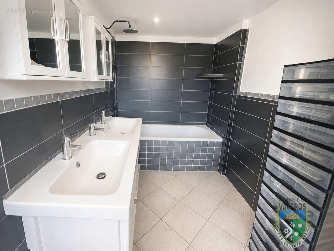 Villa t 8 avec double garage piscine a la londe les maures domaine de valros  #proche golf# - photo 13